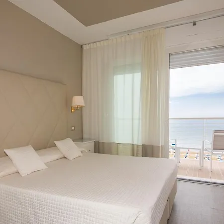 Le Soleil Hotel