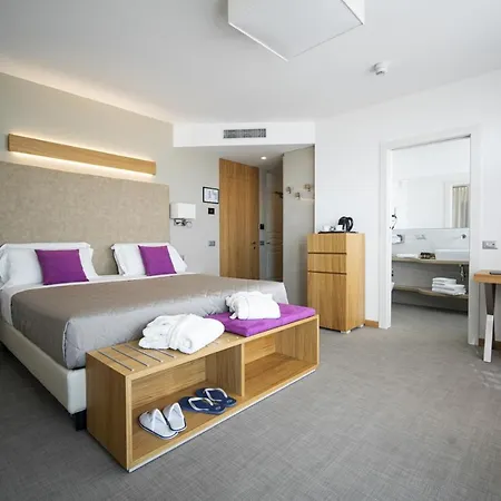 Le Soleil Hotel