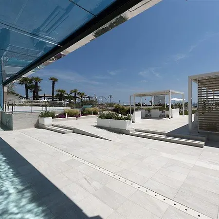 Hotel Le Soleil 4*